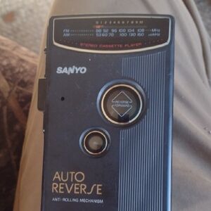 Sanyo Black Auto Reverse Cassette Player/Am/FM